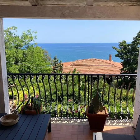 Flore - Penthouse - In Holiday home Casteldaccia