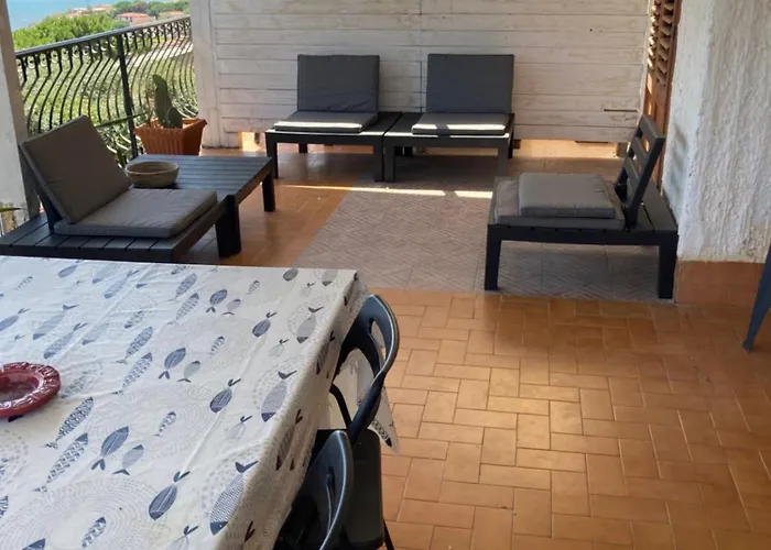 Flore - Penthouse - In 卡斯特尔达恰