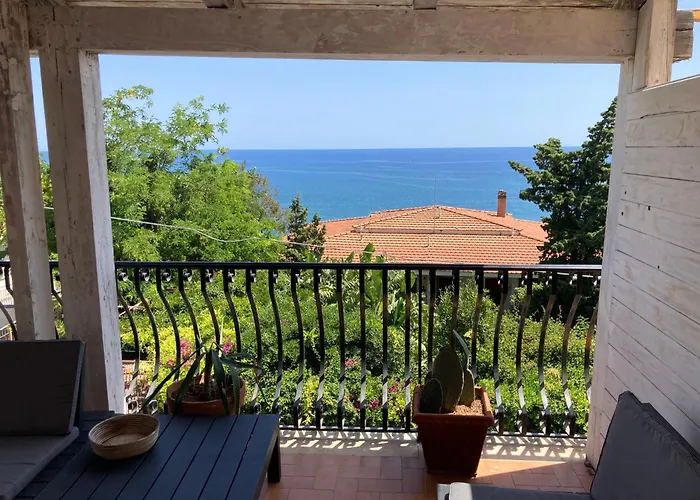 Flore - Penthouse - In 度假居 卡斯特尔达恰