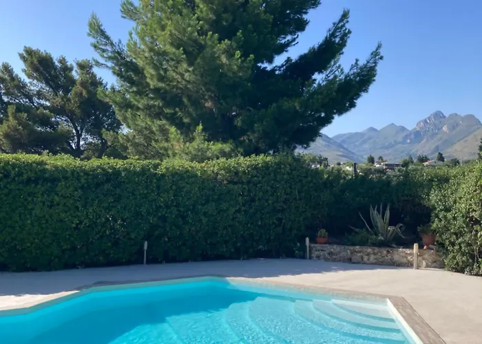 度假居 Flore - Penthouse - In 卡斯特尔达恰